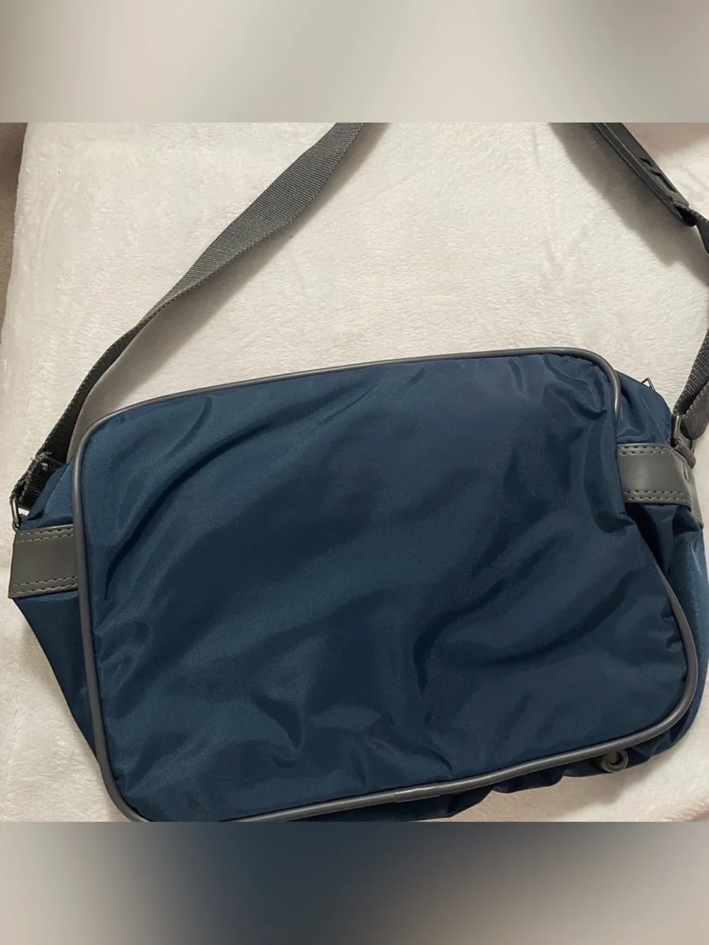 American Tourister Messenger Laptop Bag Navy Blue Gray Crossbody Travel Bag